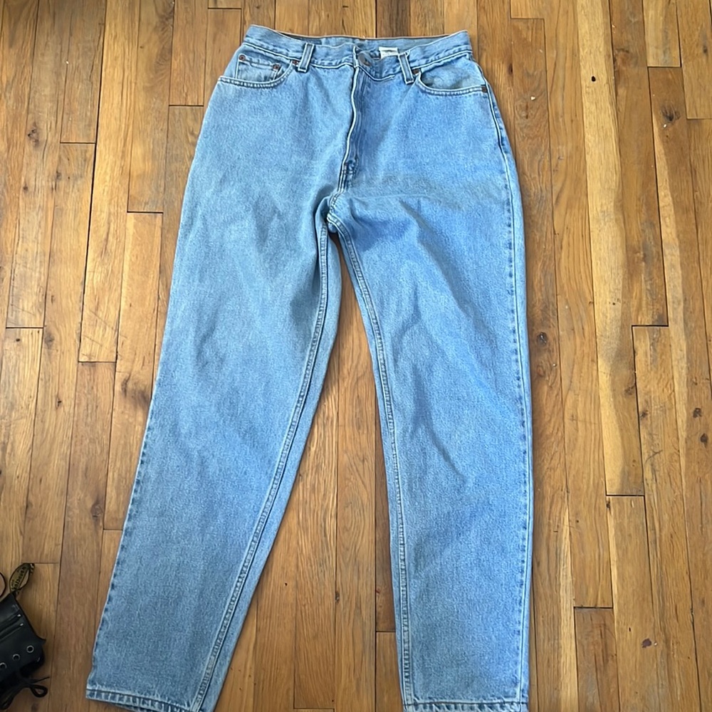 Vintage LEVI 550 Relaxed Fit Tapered Leg Jeans